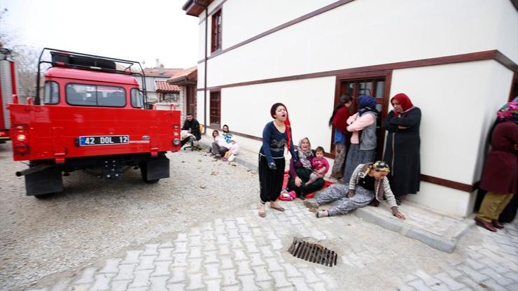Konyada 2 katlı kerpiç ev çöktü: Babaanne ve 2 torunu öldü