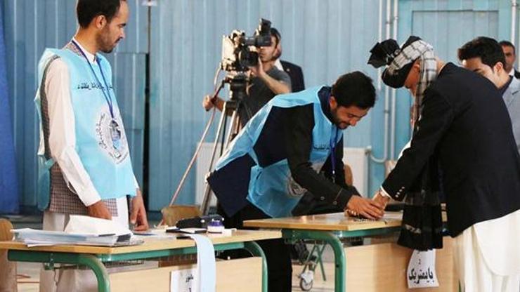 Afganistanda 7 vilayette oyların yeniden sayımına başlandı
