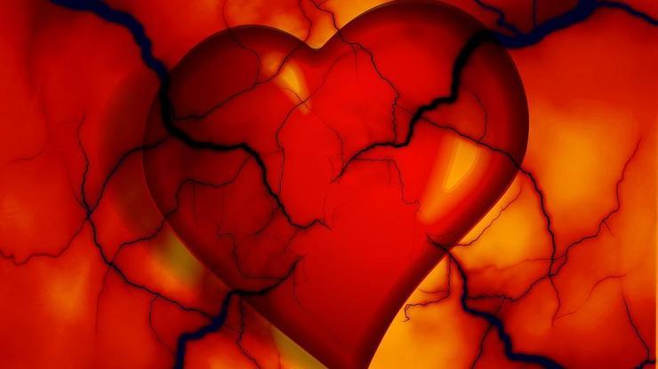 Kalp kapağı hastalıklarının belirtileri nelerdir