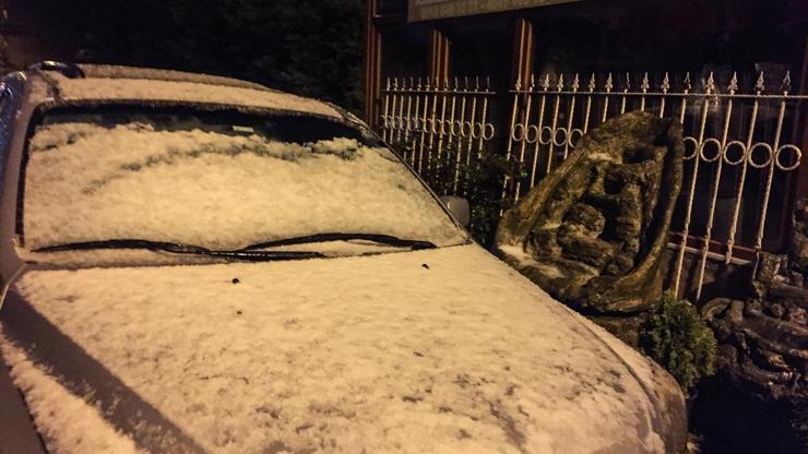 Fotoğraflar İstanbuldan Bir anda etraf bembeyaz oldu