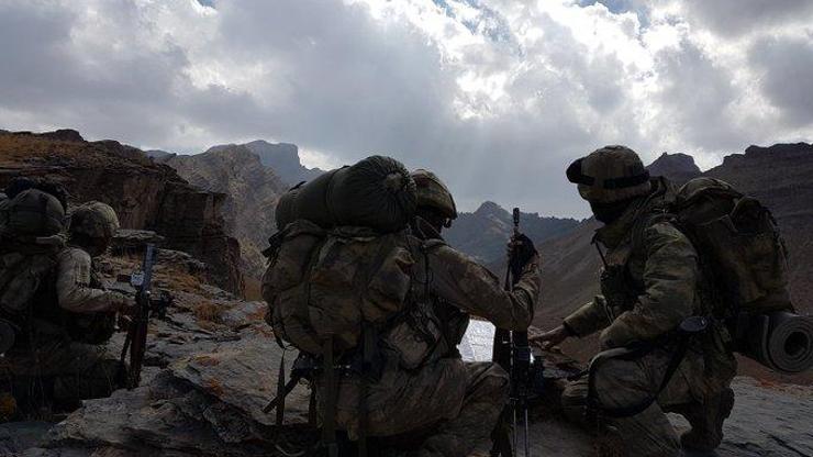 Kuzey Iraka hava operasyonu 2 PKKlı terörist öldürüldü