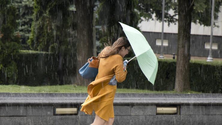 Meteorolojiden İstanbul ve Balıkesire kuvvetli sağanak yağış uyarısı