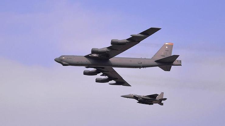 Amerikadan İrana karşı nükleer hamle B-52 gönderecek