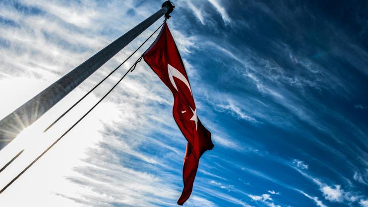 En güzel Türk Bayrağı fotoğrafları ve resimleri... Dalgalanan Türk Bayrağı 29 Ekim 2023 Cumhuriyet Bayramında paylaşılacak