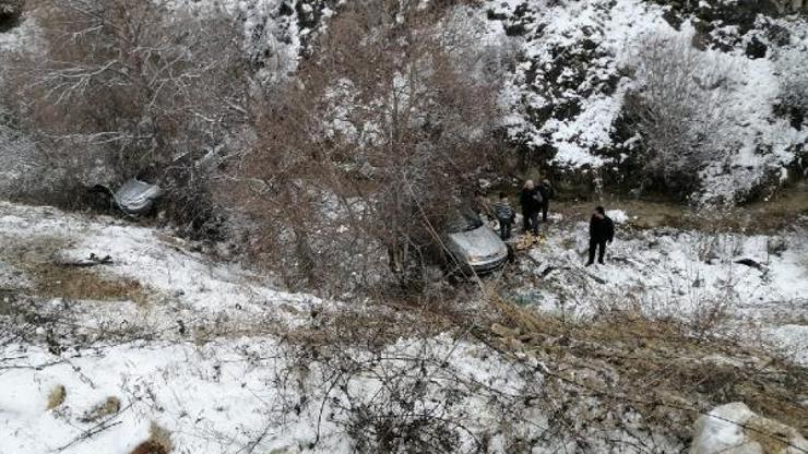 Otomobil takla atarak dere yatağına yuvarlandı: 5 kişi yaralı