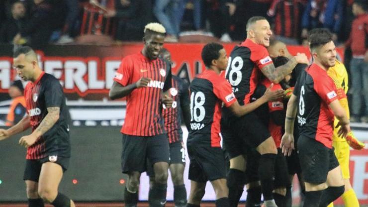 Sivasspor Gaziantepte 5 golle dağıldı
