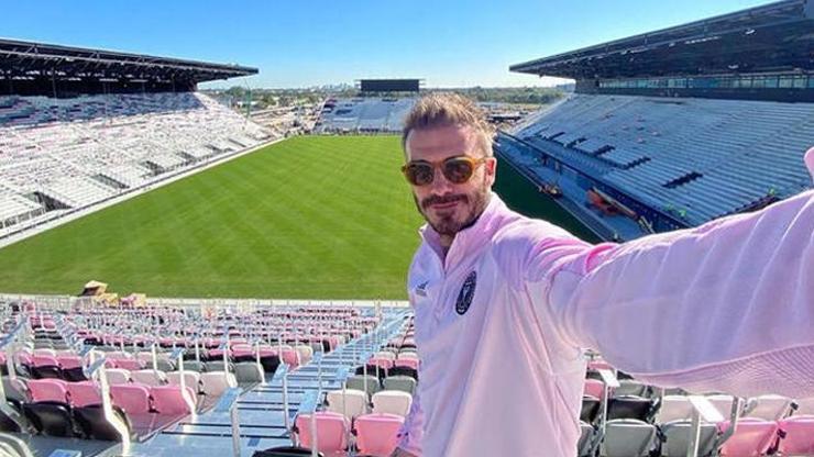 Beckhamın kulübüne pembe stadyum