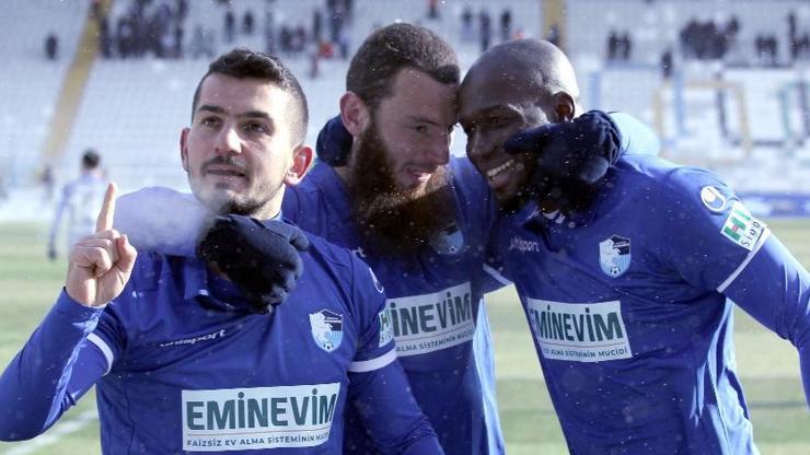 Erzurumspor Pote ile kazandı