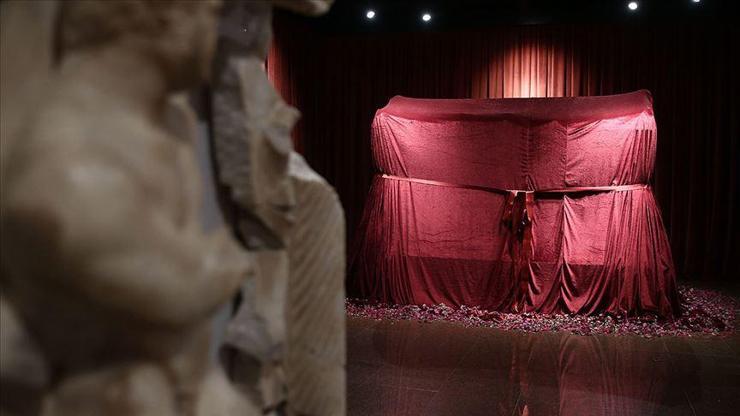 Kültür ve Turizm Bakanlığı iki kültür varlığını daha Türkiye'ye getirecek Kültür ve Turizm Bakanlığı iki kültür varlığını daha Türkiye'ye getirecek