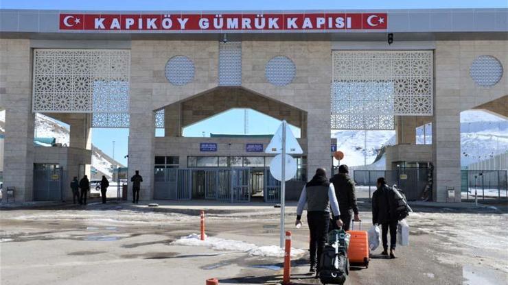 Sağlık Bakanı Koca, Kapıköy Gümrük Kapısında incelemelerde bulundu