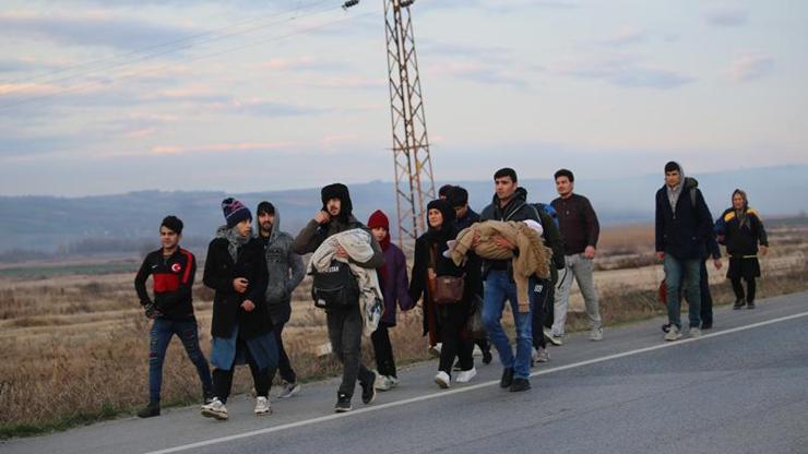 Göçmenlere Avrupa kapısı açıldı: Haber Yunanistanda nasıl yankıladı