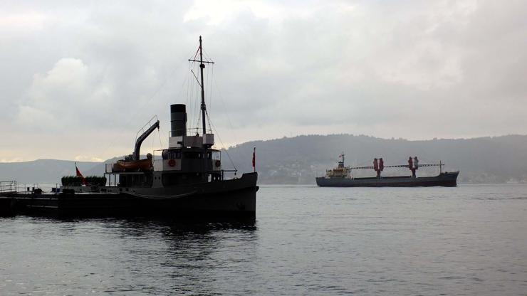 Rus askeri kargo gemisi Boğazdan geçti