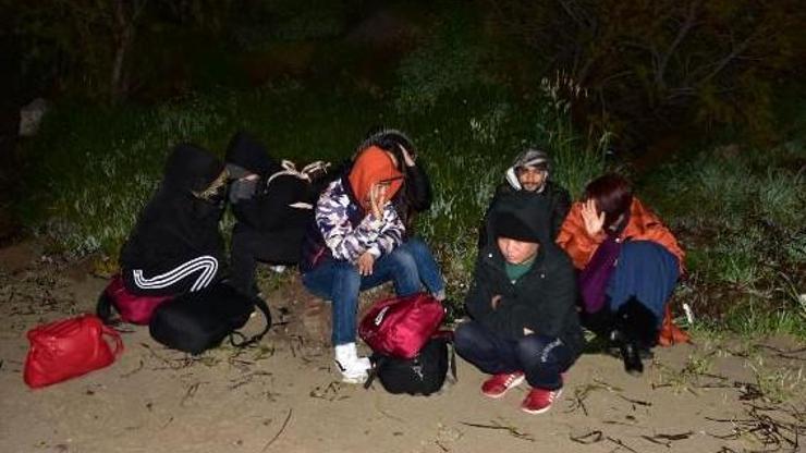 40 göçmen lastik botla Kosa geçti