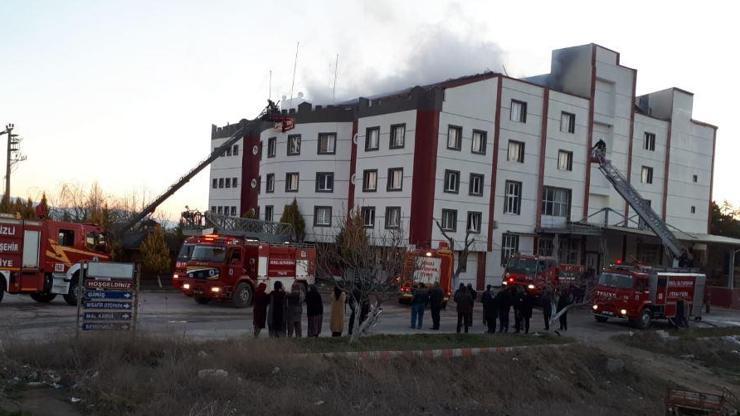 Kuru yemiş fabrikasında yangın çıktı