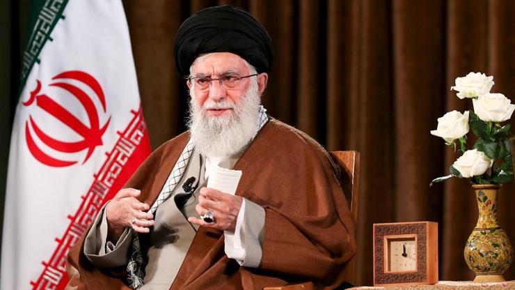 İranın dini lideri Hamaneyden ABDnin koronavirüsle mücadelede yardım teklifine ret