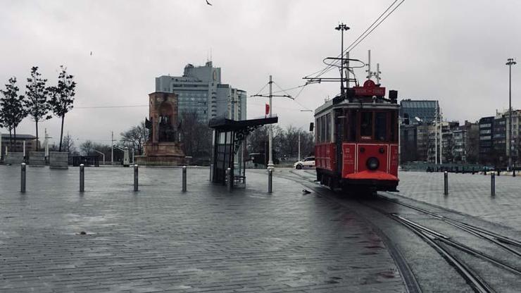 Nostaljik tramvay son seferlerini yapıyor