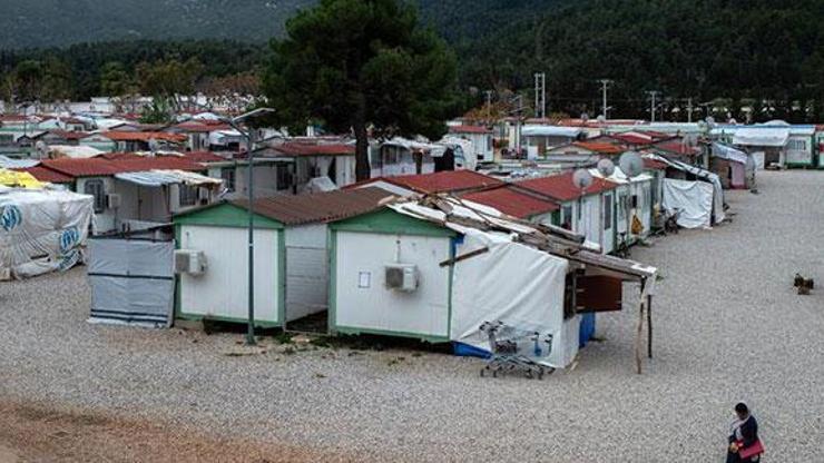 Atinadaki sığınmacı kampında koronavirüs alarmı