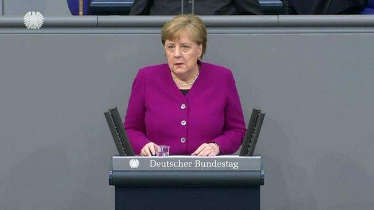 Merkelden salgın uyarısı