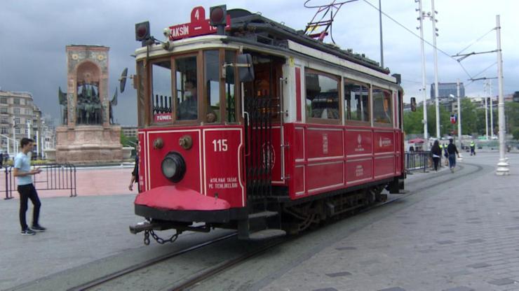 Nostaljik tramvay kapılarını açtı