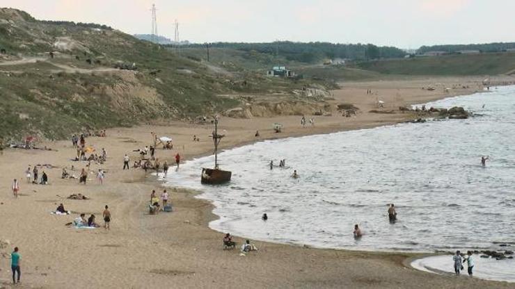 Sarıyer Kısırkaya plajı doldu taştı