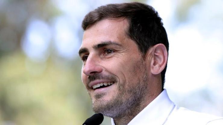 Iker Casillas adaylığını geri çekti