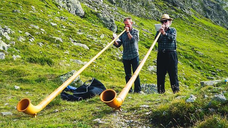 Alphorn; köknar ağacından İsviçre ulusal enstrümanına… | Video