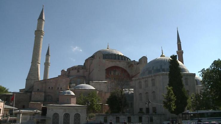 Turistler ücretsiz giriş olanağından memnun