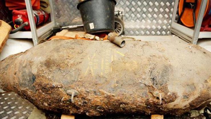 Almanyada İkinci Dünya Savaşından kalma patlamamış bomba bulundu