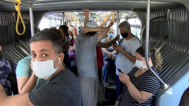 Yenibosnada fazla yolcu alan İETT şoförüne ceza kesildi