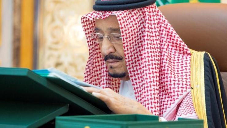 Suudi Arabistan Kralı Selman hastaneye kaldırıldıktan sonra ilk kez görüntülendi
