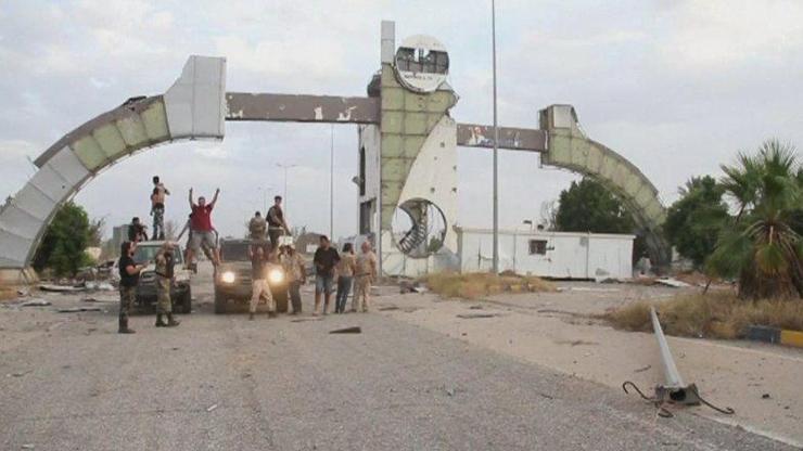 Libyada Sirte için kritik mücadele. Taraflar savaşa mı hazırlanıyor | Video