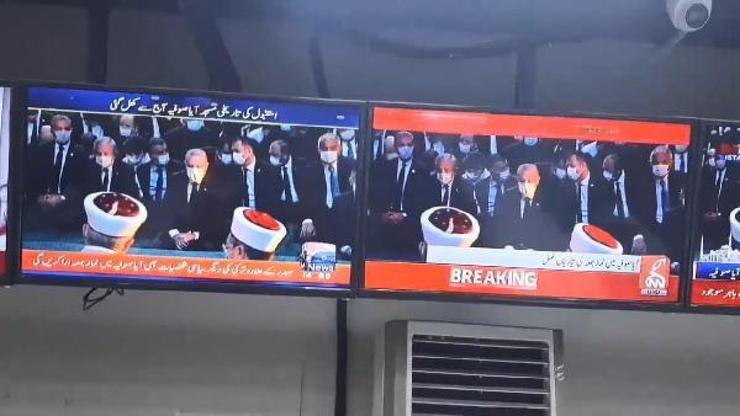 Ayasofyada cuma namazı, Pakistan haber kanallarında canlı yayınlandı