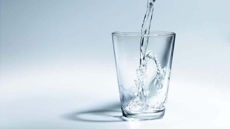 Yetişkin bir birey günde 2-2,5 litre su tüketmeli