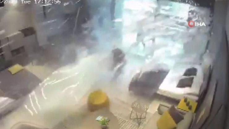 Patlama kadını metrelerce uzağa fırlattı | Video