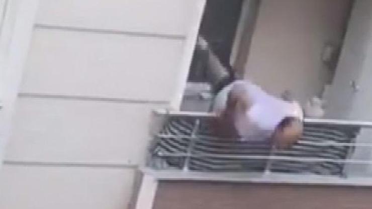 Akrabalarıyla tartışırken balkondan böyle düştü... Görüntüler sosyal medyayı salladı