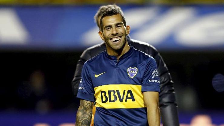 Boca Juniors Carlos Tevezin sözleşmesini uzattı