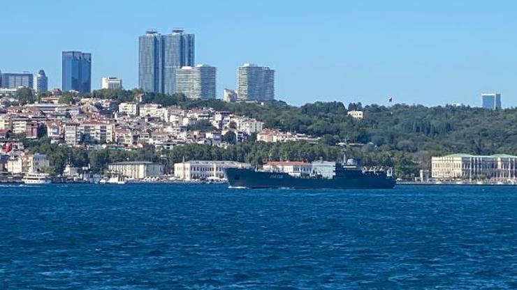 Son dakika.. Rus askeri gemisi İstanbul Boğazından geçti