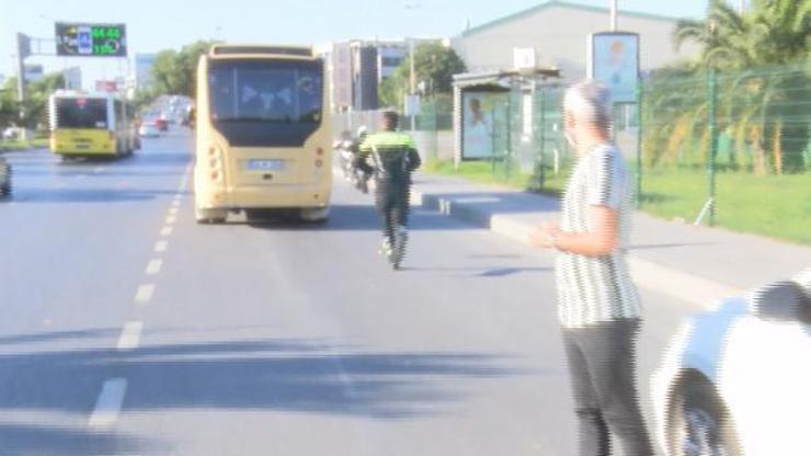 Fazla yolcu taşıyan minibüs şoförü polisten kaçtı  | Video