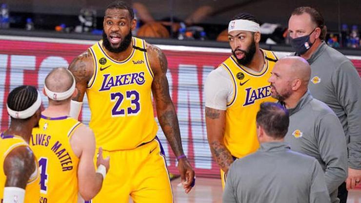 Lakers seride avantajı ele geçirdi