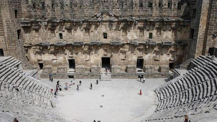 Aspendos Nerede Hangi Şehirde Aspendosa Nasıl Gidilir