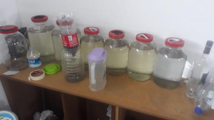 Ankarada kaçak içki operasyonu: 147 litre alkol ele geçirildi