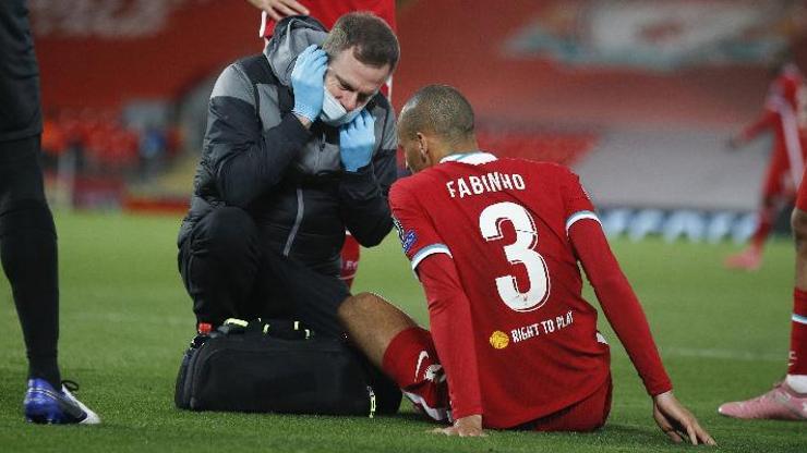 Liverpoolda van Dijkın ardından Fabinho da sakatlandı