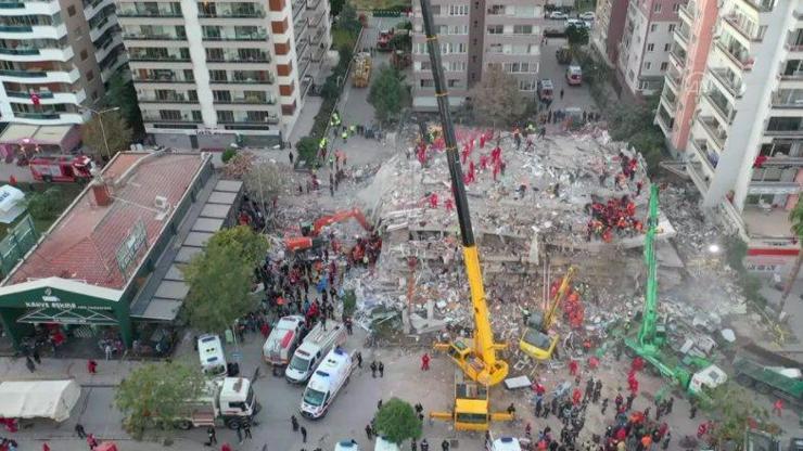 Facia Rıza Bey Apartmanında göz göre göre gelmiş | Video