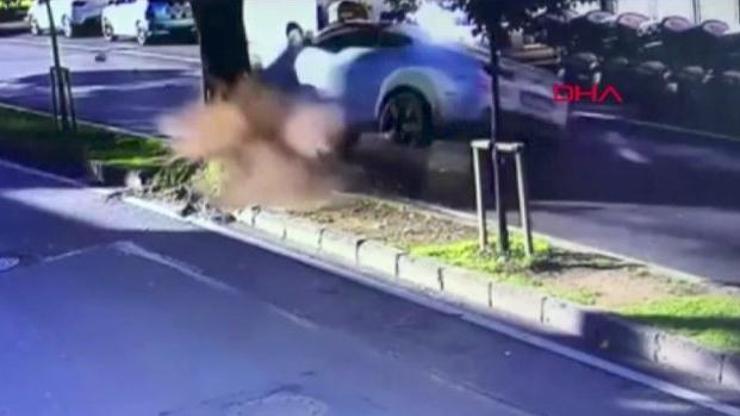 Enes Batur Etilerde aracıyla takla attı | Video
