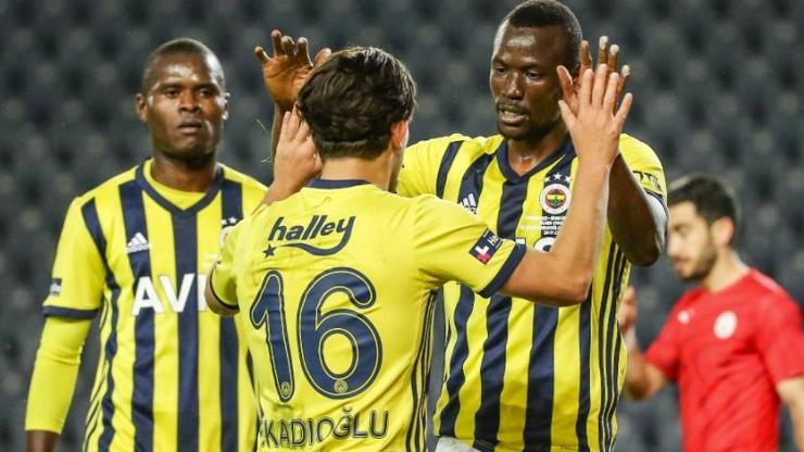 Fenerbahçe 4 golle tur atladı