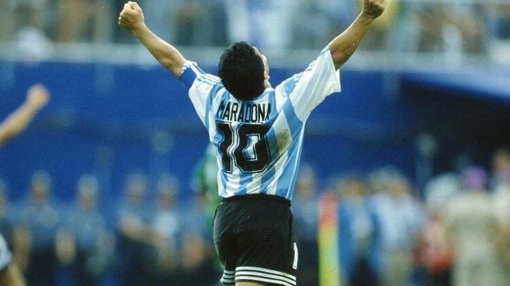 Son dakika haberler... Efsane futbolcu Maradona öldü | Video
