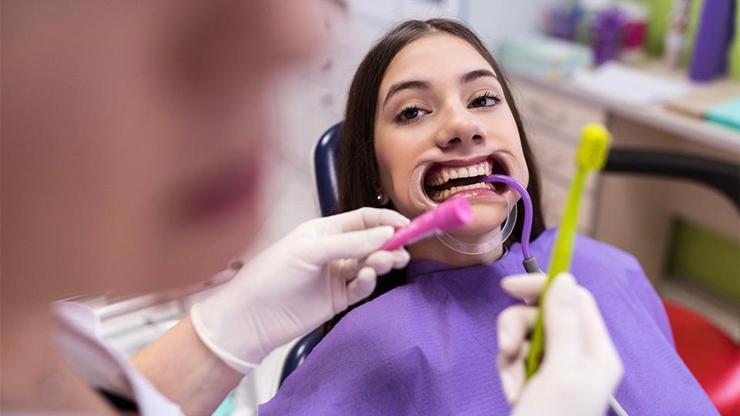 İmplant yaptırdıktan sonra diş bakımı nasıl olmalıdır | Video