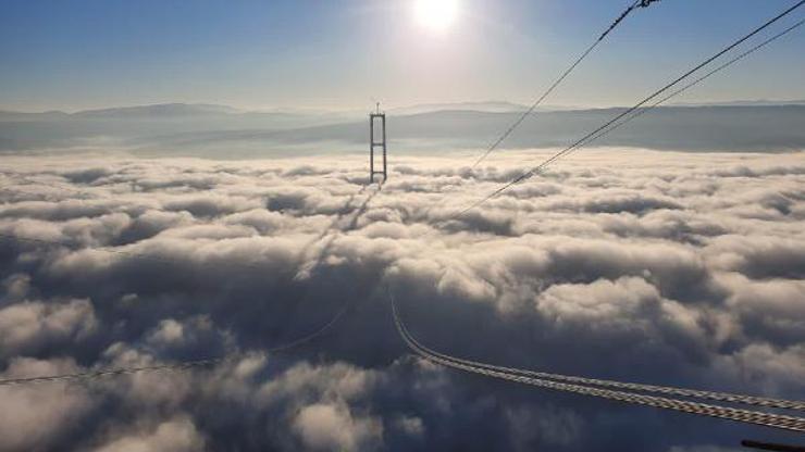 Çanakkale Boğazındaki sis deniz trafiğini etkiledi