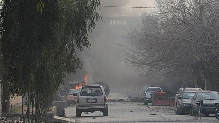Kabil’de Rus diplomatları taşıyan aracın geçişi sırasında mayın patladı