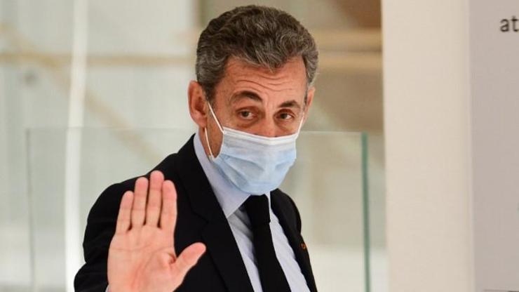 Fransa eski Cumhurbaşkanı Sarkozy’ye rüşvetten hapis istemi